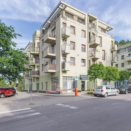 Apartment Riverside Apartment With Balcony By Noclegi Renters *