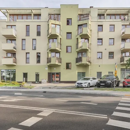 Riverside Apartment With Balcony By Noclegi Renters Apartment *