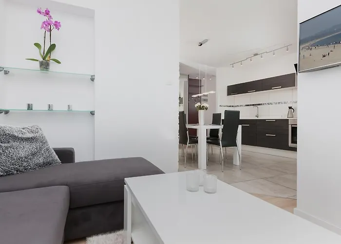 Apartman Riverside With Balcony By Renters *