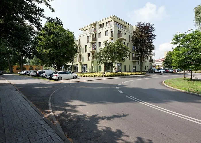 Apartman Riverside With Balcony By Renters