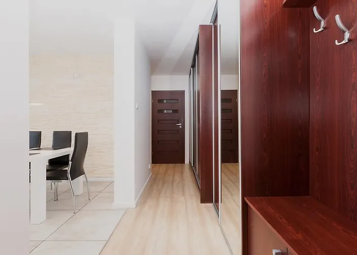 Riverside With Balcony By Renters Swinoujscie