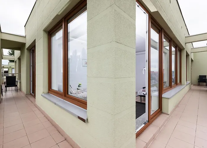 Apartman Riverside With Balcony By Renters