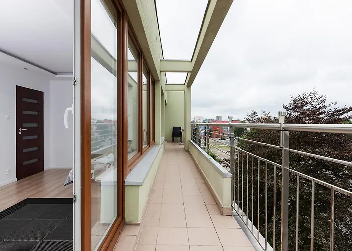 Riverside With Balcony By Renters Apartman Swinoujscie